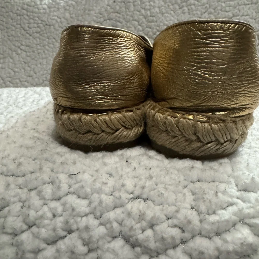 CHANEL Metallic Gold & Black Espadrilles – Size 38 - Picture 7 of 16